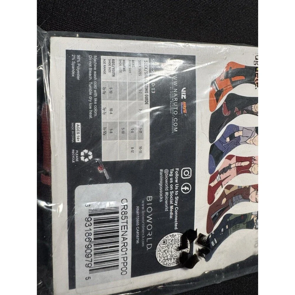NARUTO Shippuden Itachi Uchina 360 Character Crew Novelty Socks 1 Pair NEW